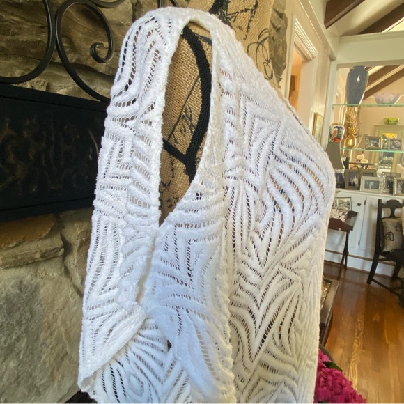 Chico’s Fringed Poncho With Cut Out Lace orSwimsuit Topper Size S/M - Picture 4 of 8